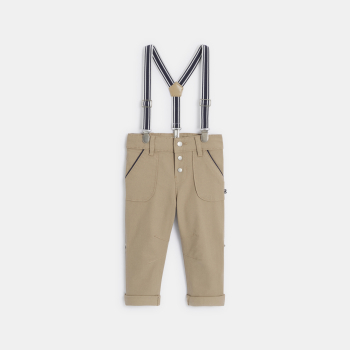 بنطلون (سروال) باللون البيج لين، بحمالات، ومصنوع من القطن الفاخر، مرن وقابل للتعديل، ويناسب الأطفال الصغار